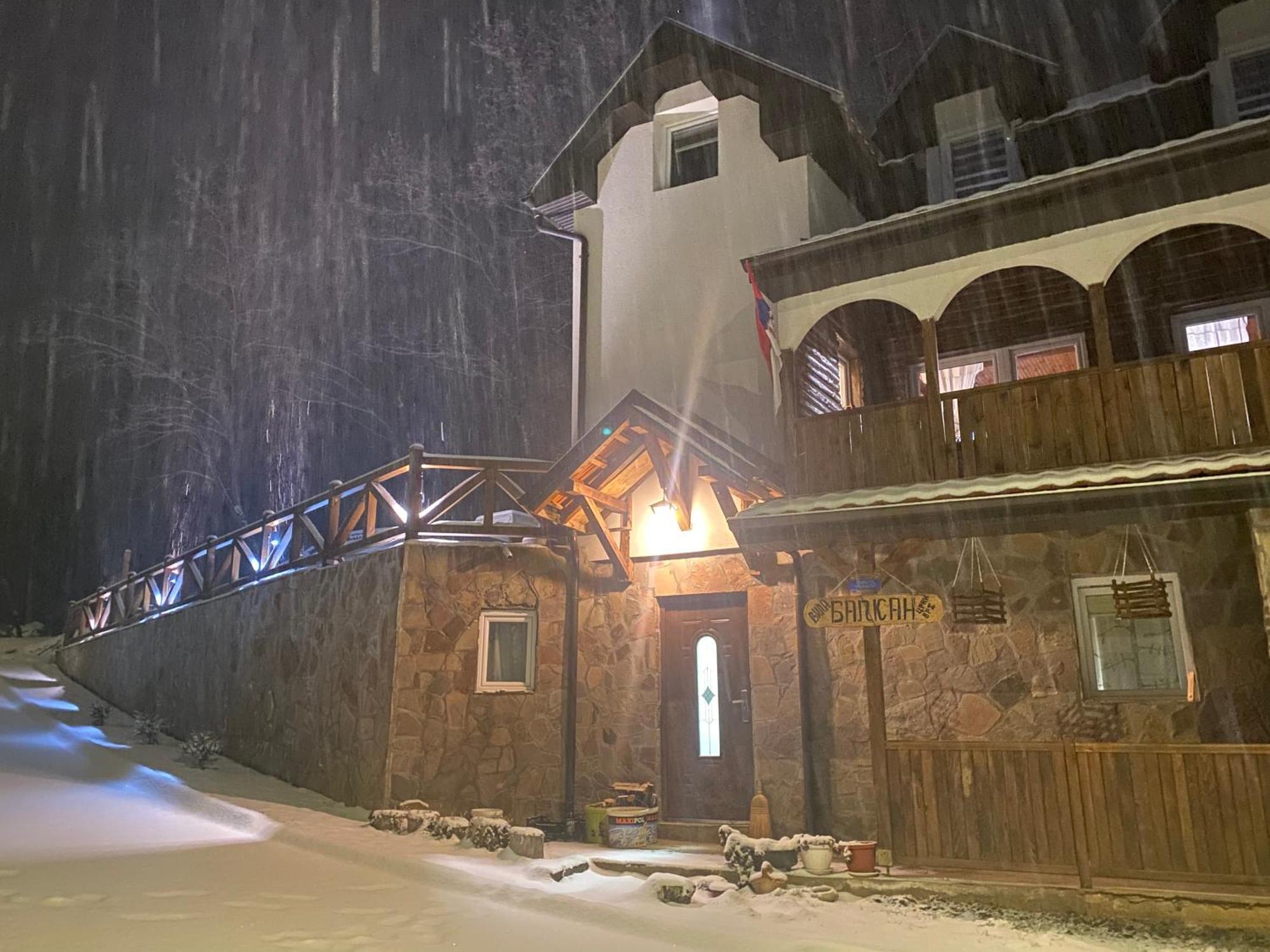 Kuca Za Odmor ,,Balkan” Crni Vrh ภายนอก รูปภาพ